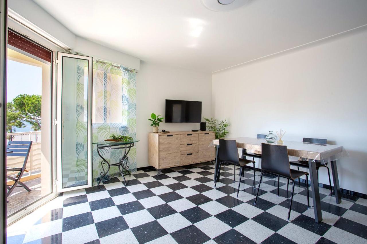 Apartment T2 Air-Conditioned Sea View Saint-Laurent-du-Var Dış mekan fotoğraf