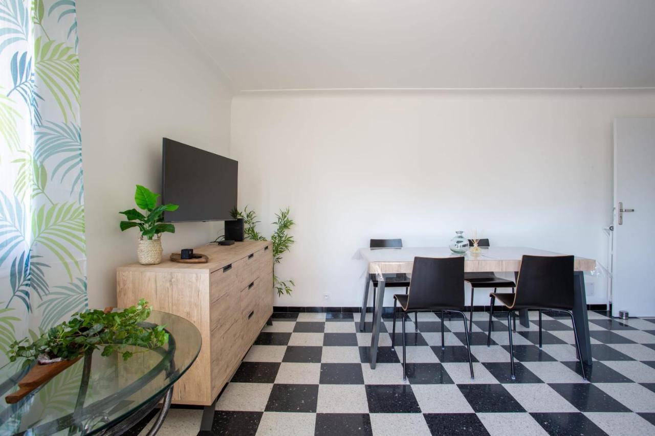 Apartment T2 Air-Conditioned Sea View Saint-Laurent-du-Var Dış mekan fotoğraf