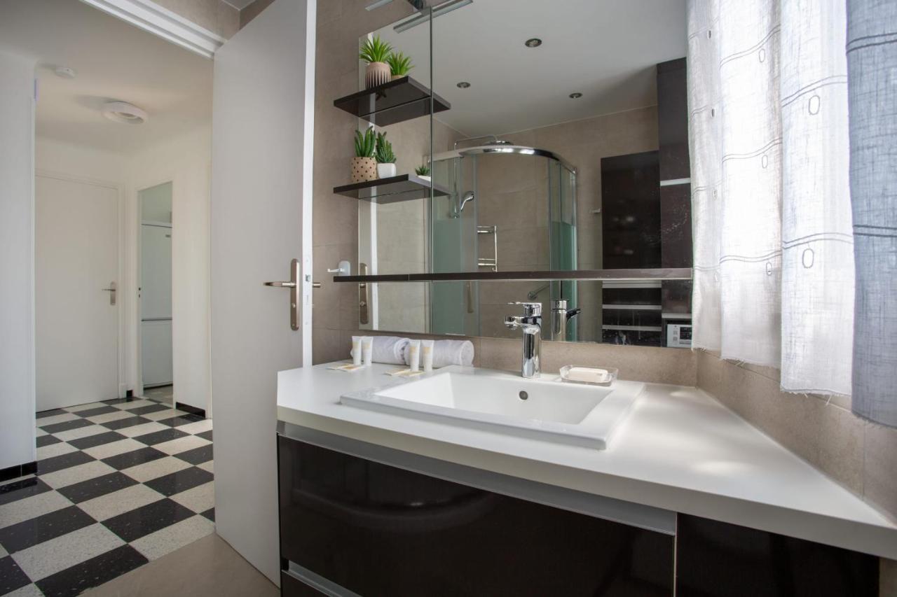 Apartment T2 Air-Conditioned Sea View Saint-Laurent-du-Var Dış mekan fotoğraf