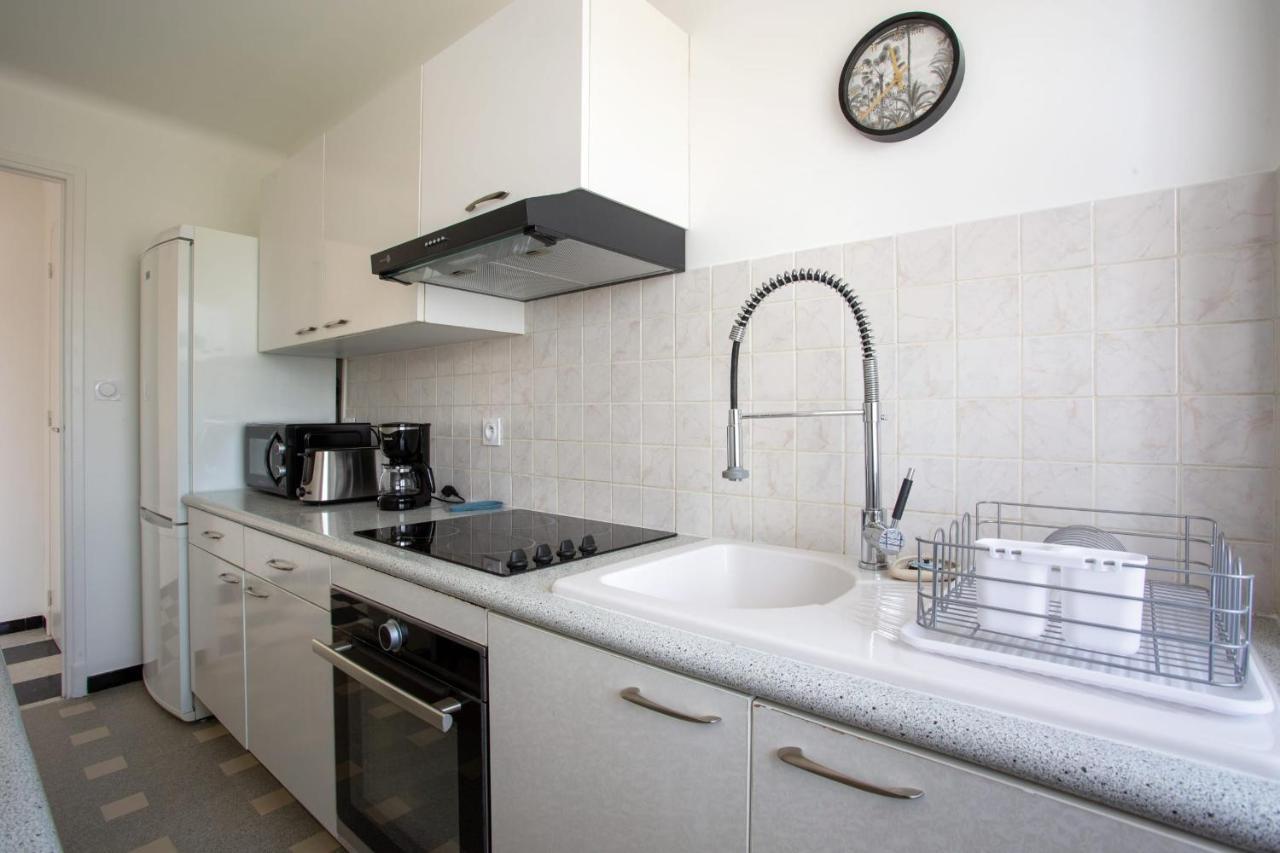 Apartment T2 Air-Conditioned Sea View Saint-Laurent-du-Var Dış mekan fotoğraf